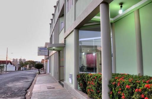 Carolina 2- Próximo Ao Hospital Regional, Hospital Mario Palmério, Hospital São Marcos 2* Uberaba